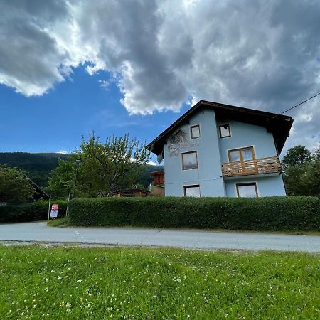 Appartamento Haus Schwarzenbach Weissbriach Esterno foto