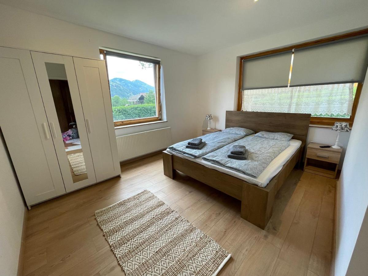Appartamento Haus Schwarzenbach Weissbriach Esterno foto