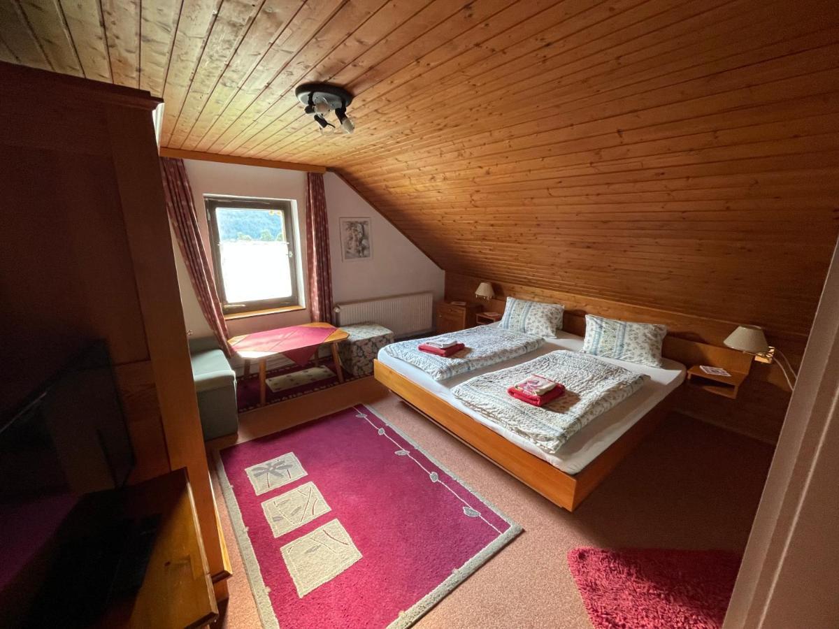 Appartamento Haus Schwarzenbach Weissbriach Esterno foto