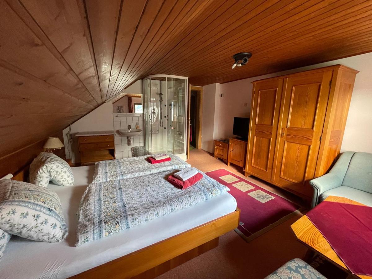 Appartamento Haus Schwarzenbach Weissbriach Esterno foto