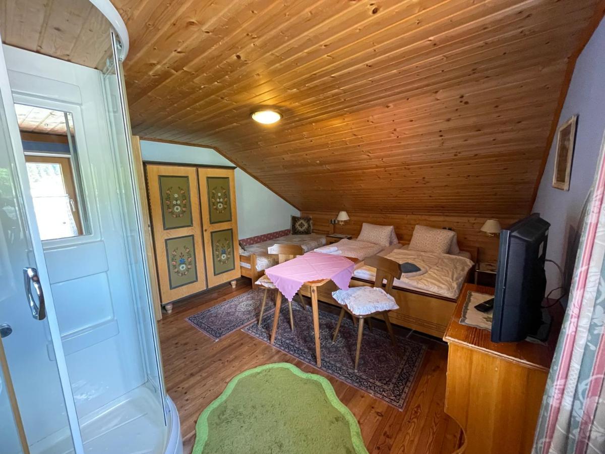 Appartamento Haus Schwarzenbach Weissbriach Esterno foto
